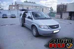 Chrysler Town & Country, 2003