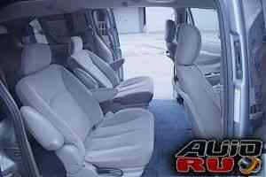 Chrysler Town & Country, 2003