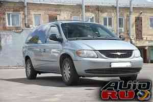 Chrysler Town & Country, 2003