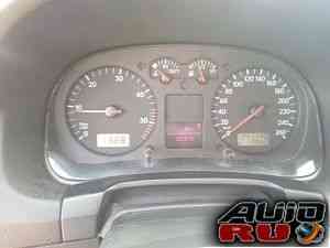 Volkswagen Golf, 2000