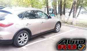 Infiniti EX37, 2010