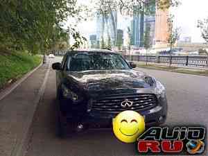 Infiniti FX37, 2010