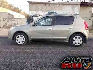 Renault Sandero, 2011 Renault Sandero, 2011