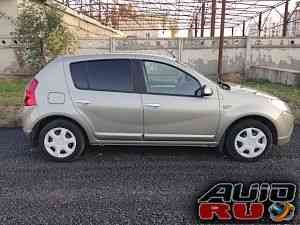 Renault Sandero, 2011 Renault Sandero, 2011