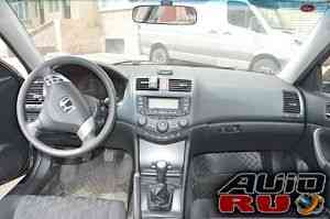 Honda Accord, 2004