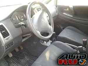 Suzuki Liana, 2004 Suzuki Liana, 2004