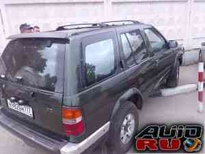 Nissan Pathfinder, 1998