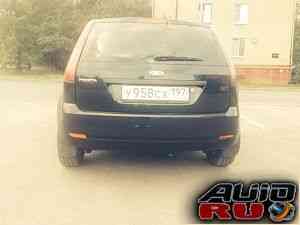 Ford Fusion, 2005