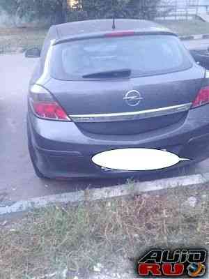 Opel Astra GTC, 2010