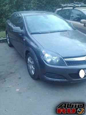 Opel Astra GTC, 2010