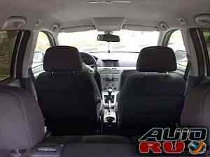 Opel Astra, 2011