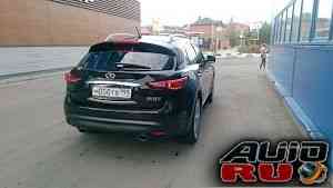 Infiniti FX37, 2012