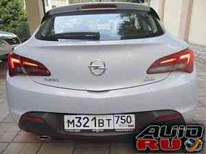 Opel Astra GTC, 2011