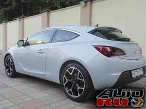 Opel Astra GTC, 2011