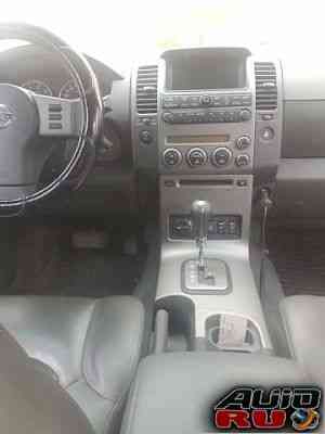 Nissan Pathfinder, 2008