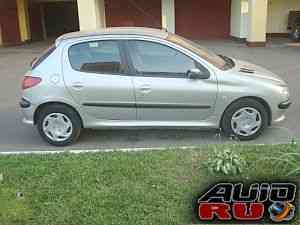 Peugeot 206, 2003