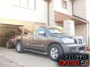 Nissan Armada, 2005