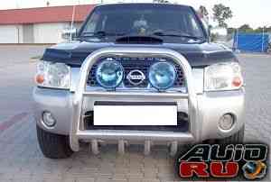 Nissan Navara, 2002