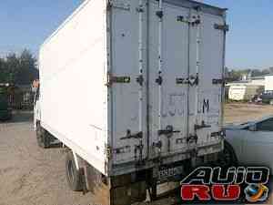 Грузовик Isuzu ELF 1999 г Грузовик Isuzu ELF 1999 г