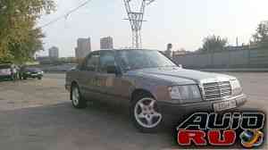 Mercedes-Benz W124, 1987