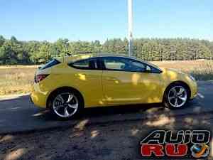 Opel Astra GTC, 2013 Opel Astra GTC, 2013