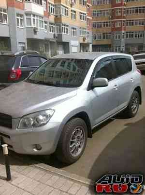 Toyota RAV4, 2006