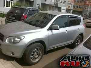 Toyota RAV4, 2006