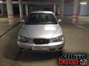Hyundai Elantra, 2001
