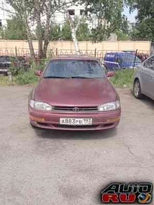 Toyota Camry, 1992