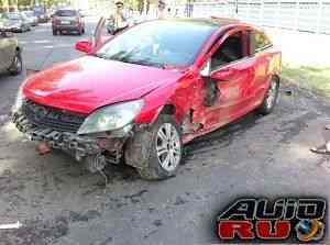 Opel Astra GTC, 2010
