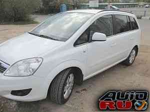 Opel Zafira, 2011 Opel Zafira, 2011
