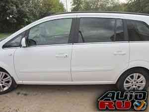 Opel Zafira, 2011 Opel Zafira, 2011