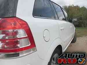 Opel Zafira, 2011 Opel Zafira, 2011