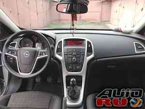 Opel Astra GTC, 2011