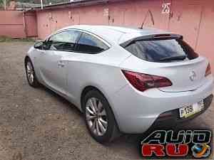Opel Astra GTC, 2011