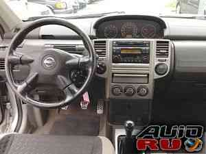 Nissan X-Trail, 2004