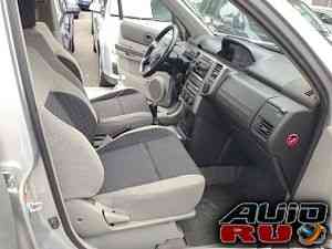 Nissan X-Trail, 2004