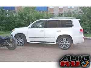 Lexus LX, 2009