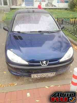 Peugeot 206, 2001