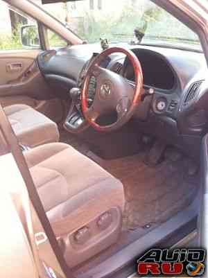 Toyota Harrier, 1999