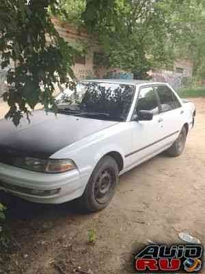 Toyota Carina, 1990