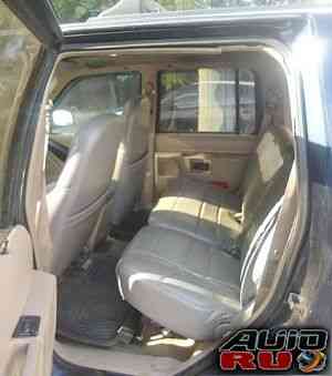 Ford Explorer, 1992