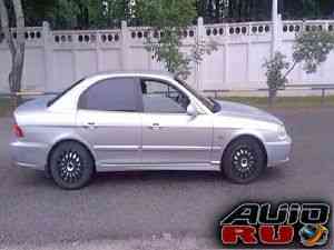 KIA Magentis, 2002