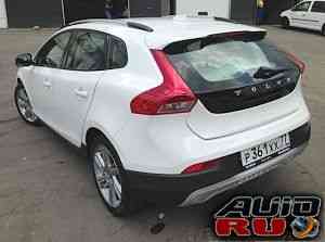 Volvo V40 Cross Country, 2013