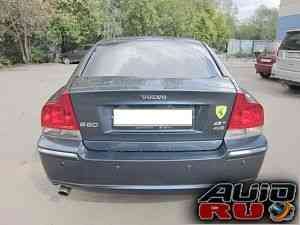 Volvo S60, 2005