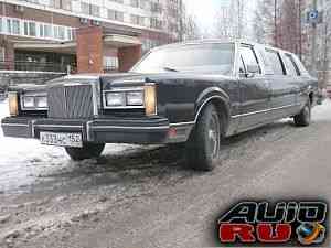 Lincoln Town Car, 1983