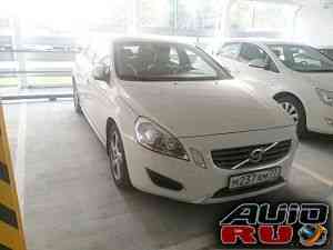 Volvo S60, 2011