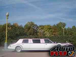 Lincoln Town Car, 2004