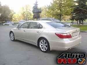 Lexus LS, 2011