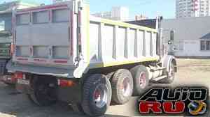 Freightliner FLD112